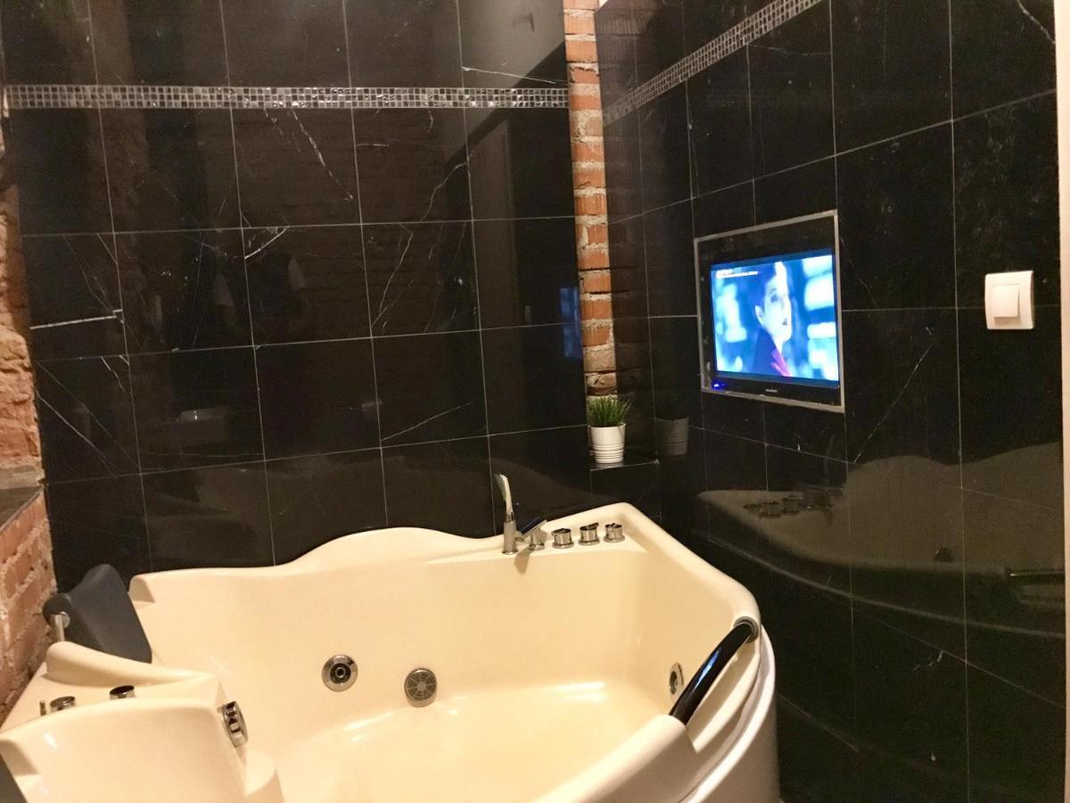 Brno Center Whirlpool Apartment Esterno foto